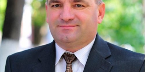 3 Mihai Zeamă Profesor de Istorie